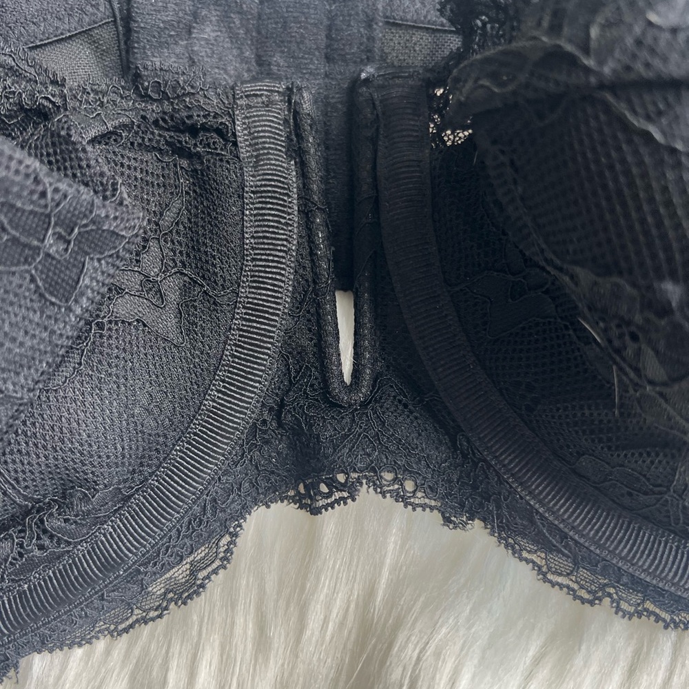 Cacique Black Lace Bra Size 44DD - Picture 5 of 9